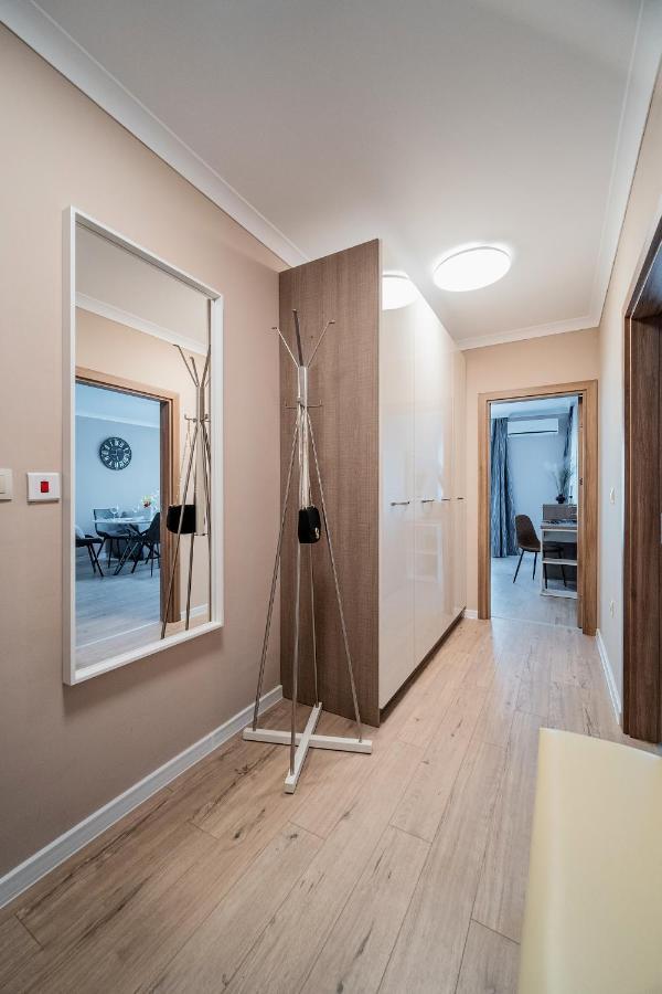 Comfy Luxury Center Apartment Varna Exterior foto